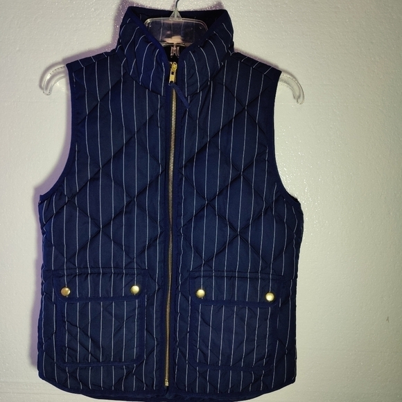 J Crew Excursion Puffer Quilted Strippied Vest.Down feather filling.Size XS NWOT - Picture 2 of 10